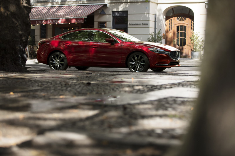 Illustration for article titled Behold The Turbocharged 2018 Mazda6 With A Much Nicer Interior And 310 LB-FT Of Torque